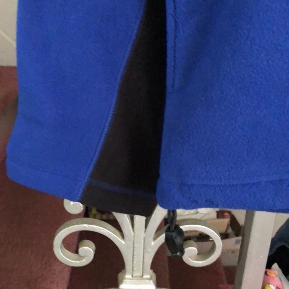 New Old Navy Men’s Sweater - Picture 3 of 5